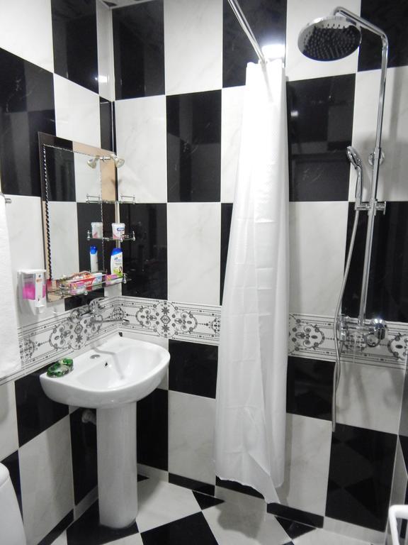 קוטאיסי B&B Europa Hotel מראה חיצוני תמונה